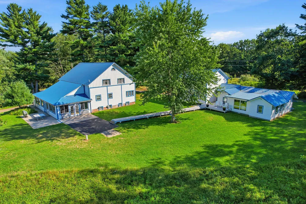 7095 Orchard Lake Drive Casco Township, MI 49090