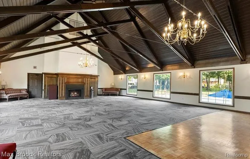 1928 S Wickham W Royal Oak City, MI 48073