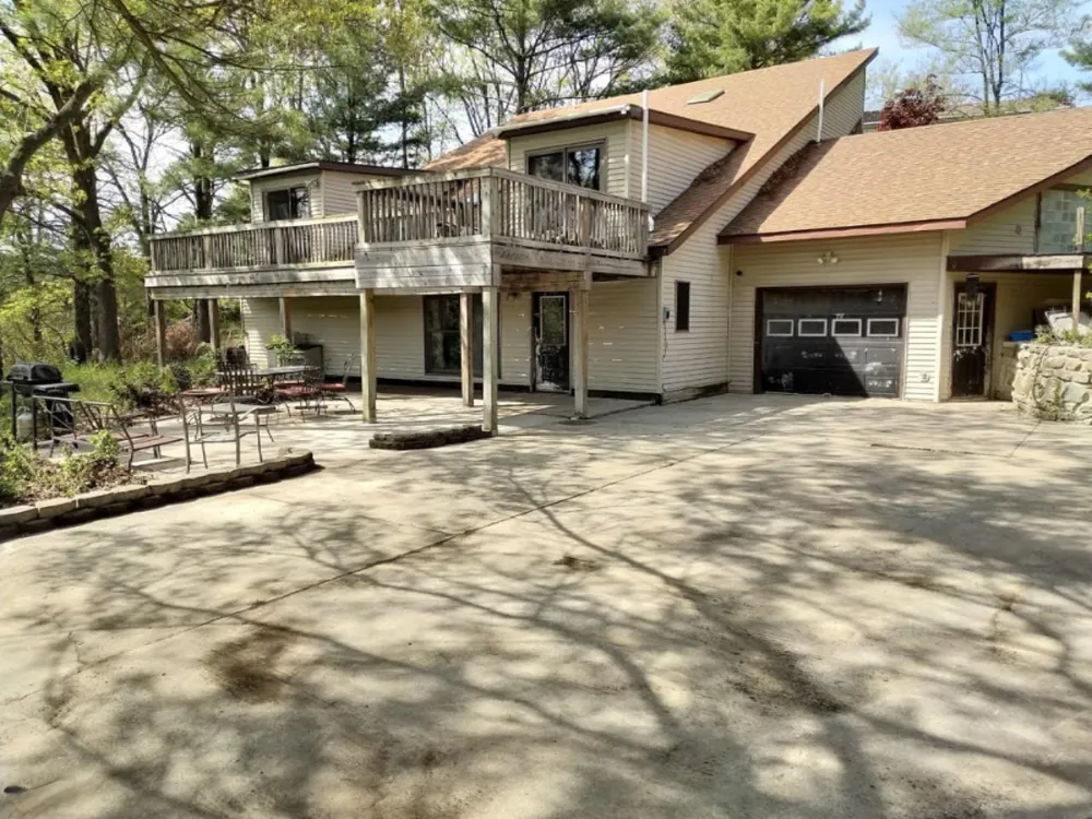 11457 Montcalm Road Oakfield Township, MI 48838