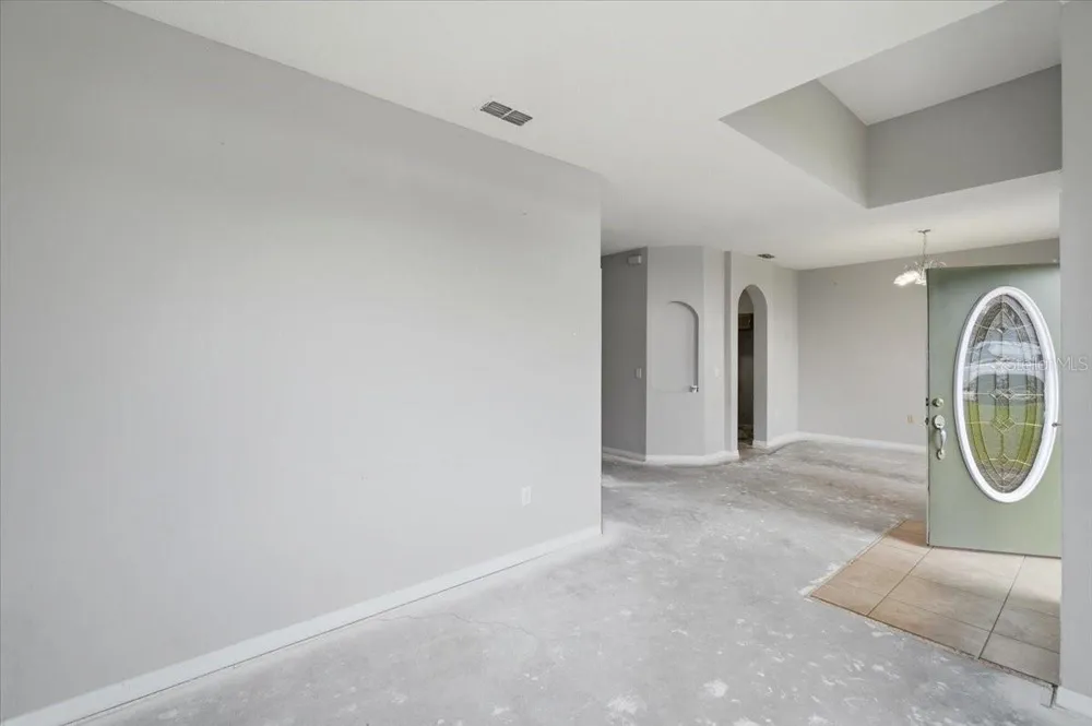 153 OAK CROSSING BOULEVARD Auburndale, FL 33823