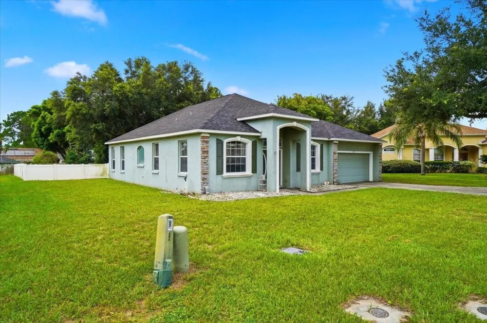 153 OAK CROSSING BOULEVARD Auburndale, FL 33823