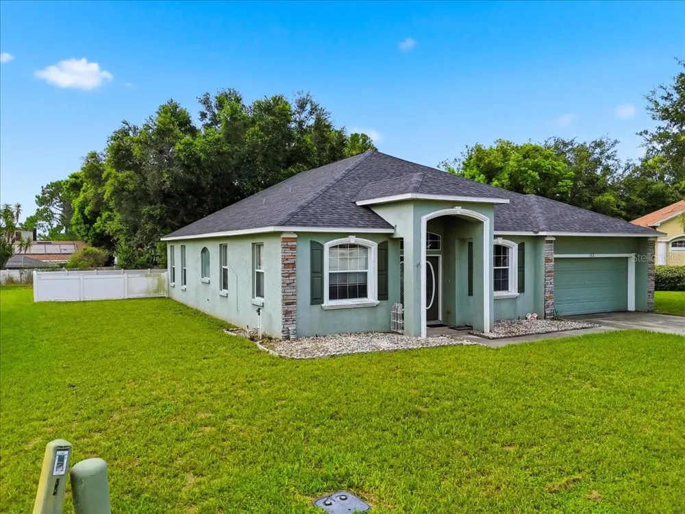 153 OAK CROSSING BOULEVARD Auburndale, FL 33823