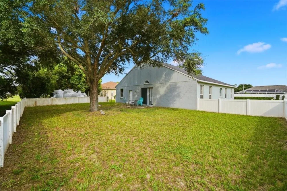 153 OAK CROSSING BOULEVARD Auburndale, FL 33823