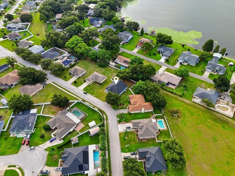 153 OAK CROSSING BOULEVARD Auburndale, FL 33823