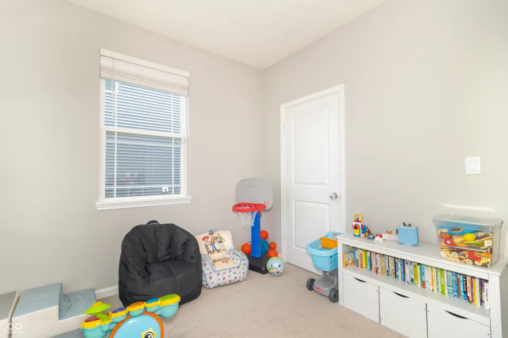 1852 Fairmount Drive Greenfield, IN 46140