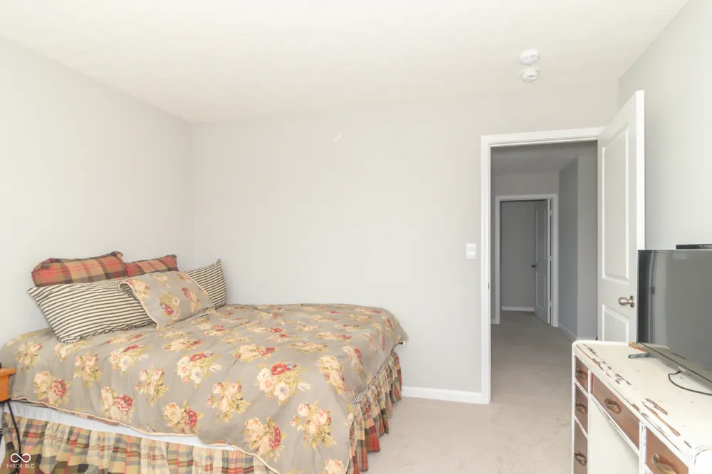 1852 Fairmount Drive Greenfield, IN 46140