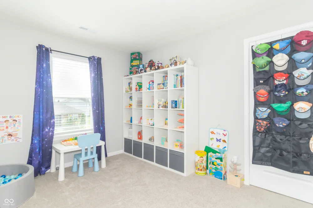 1852 Fairmount Drive Greenfield, IN 46140