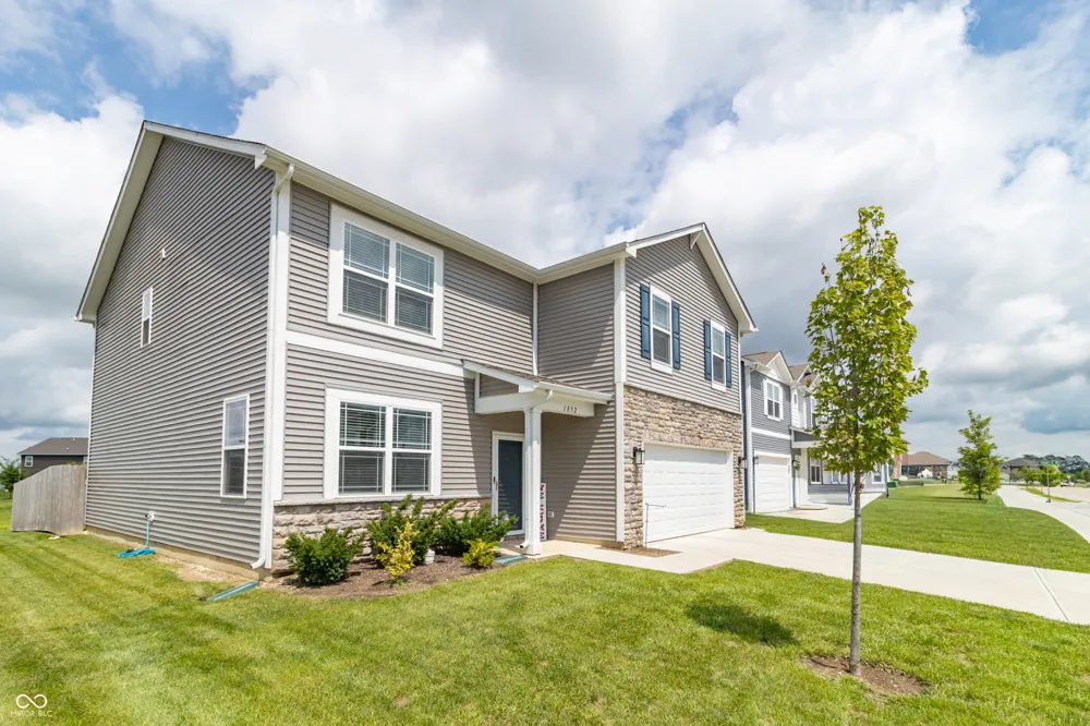 1852 Fairmount Drive Greenfield, IN 46140