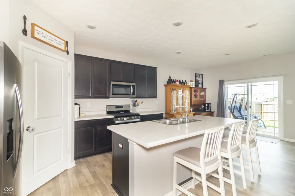 1852 Fairmount Drive Greenfield, IN 46140