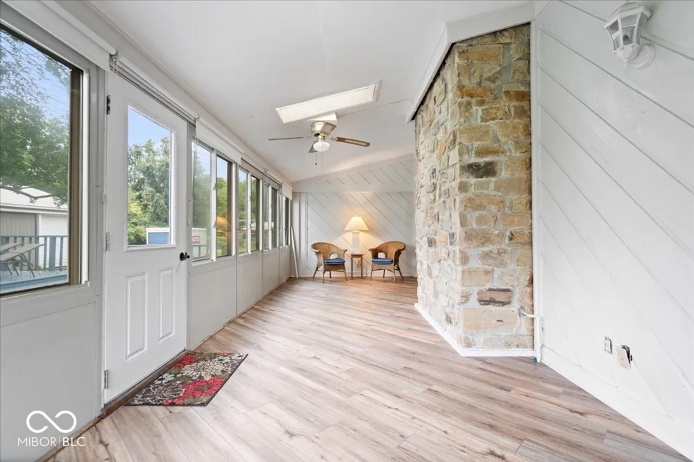 5805 E 800 S Zionsville, IN 46077