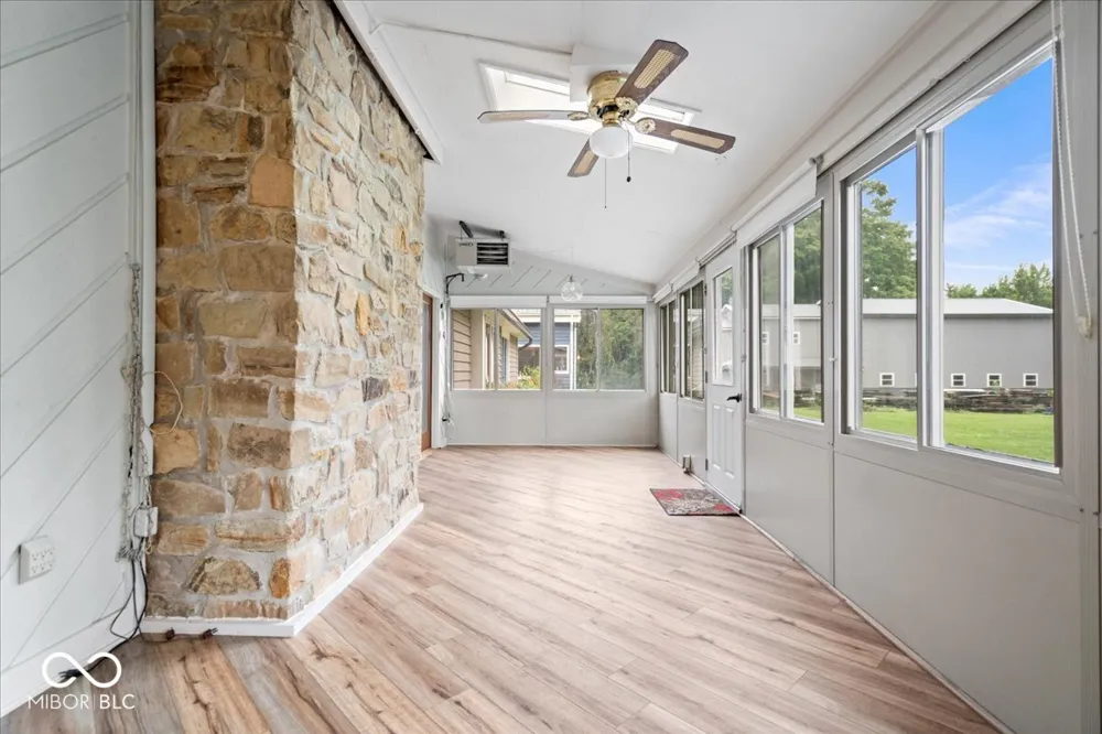 5805 E 800 S Zionsville, IN 46077