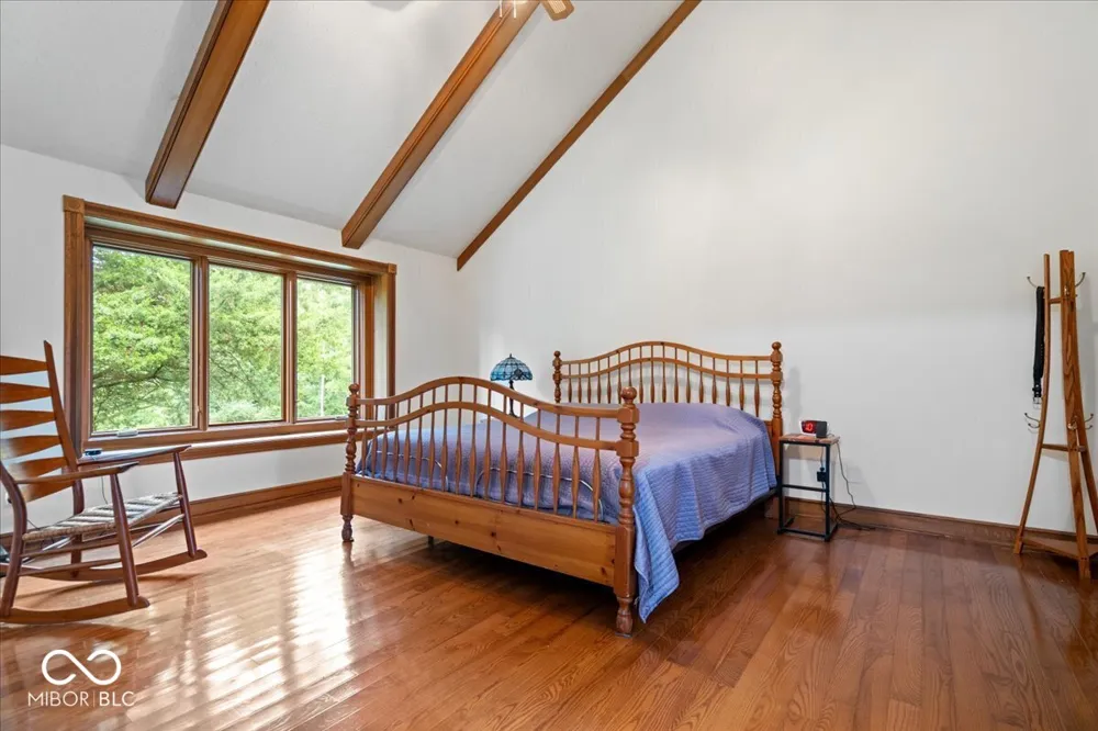 5805 E 800 S Zionsville, IN 46077