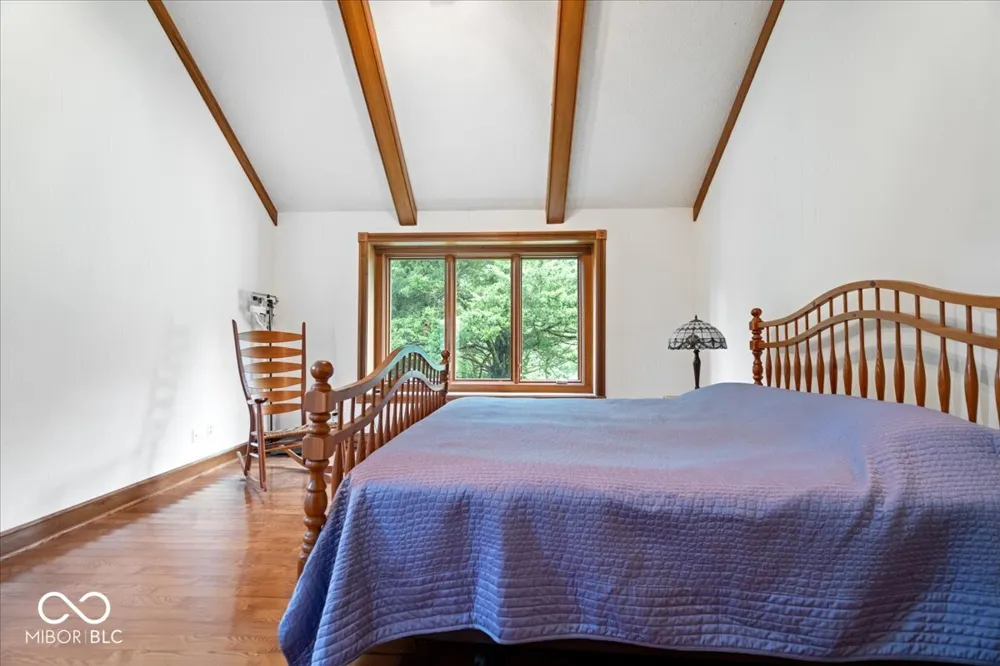 5805 E 800 S Zionsville, IN 46077