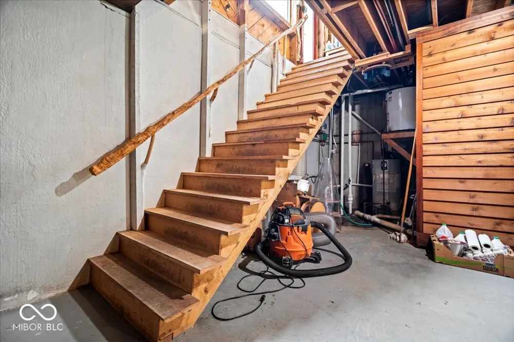 5805 E 800 S Zionsville, IN 46077