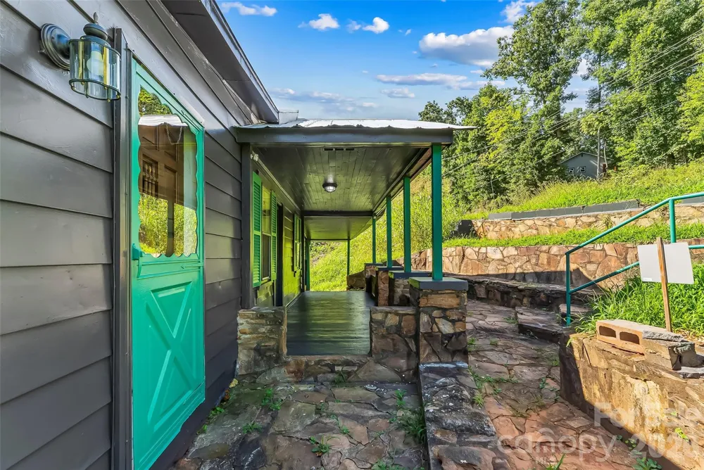 4576 St Pauls Church Road Morganton, NC 28655