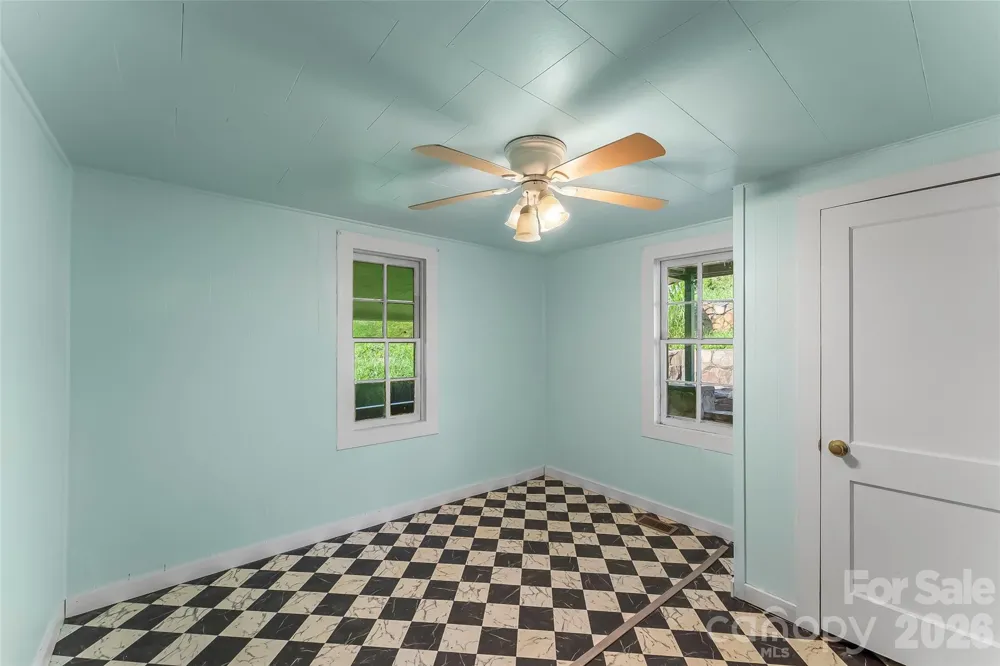4576 St Pauls Church Road Morganton, NC 28655