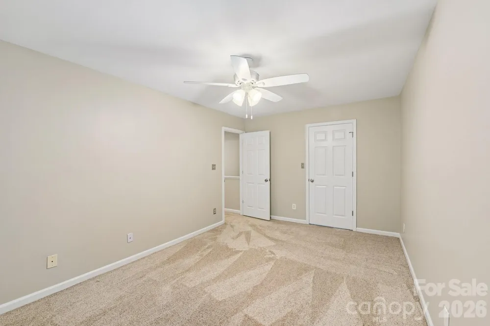 4123 Mountain Cove Drive Charlotte, NC 28216