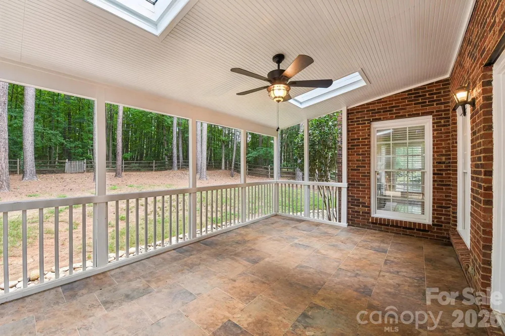 4123 Mountain Cove Drive Charlotte, NC 28216
