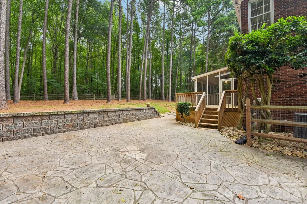 4123 Mountain Cove Drive Charlotte, NC 28216