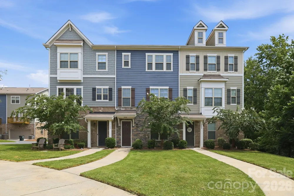 9604 Ainslie Downs Street Charlotte, NC 28273