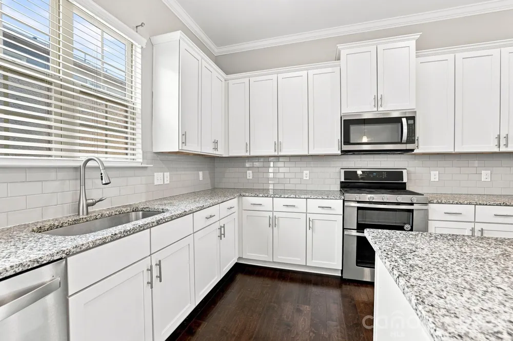 9604 Ainslie Downs Street Charlotte, NC 28273