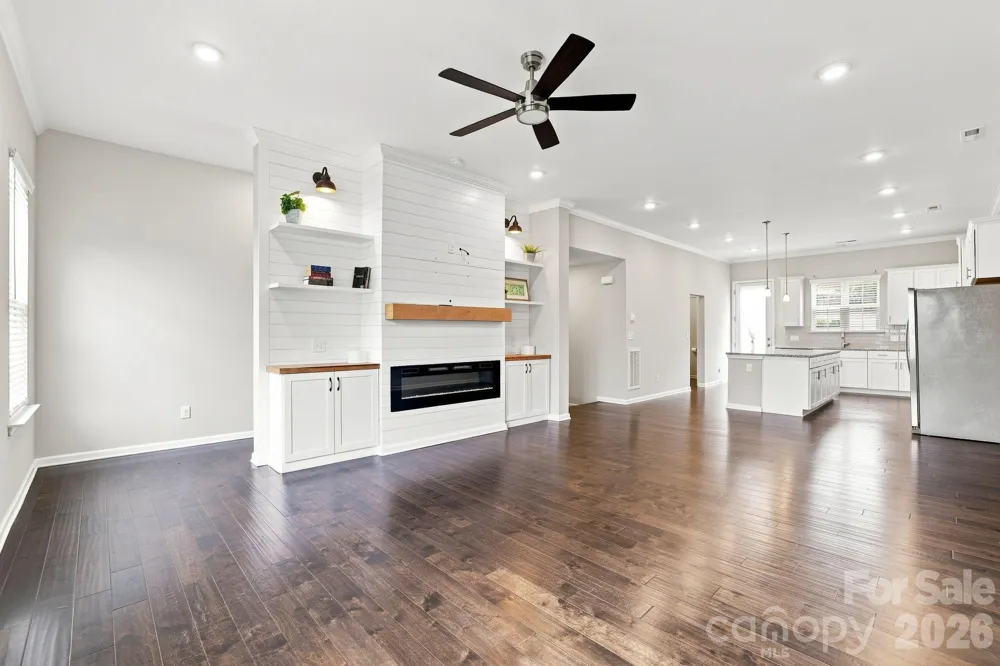 9604 Ainslie Downs Street Charlotte, NC 28273