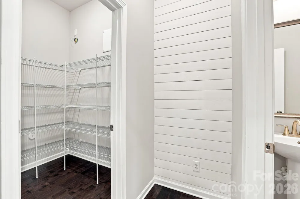 9604 Ainslie Downs Street Charlotte, NC 28273