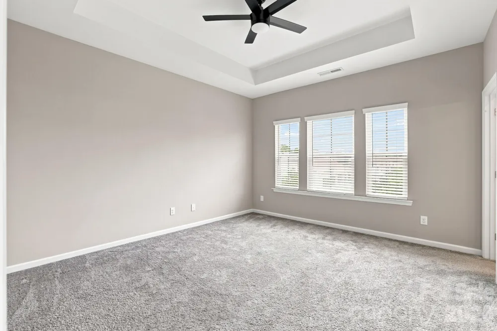 9604 Ainslie Downs Street Charlotte, NC 28273