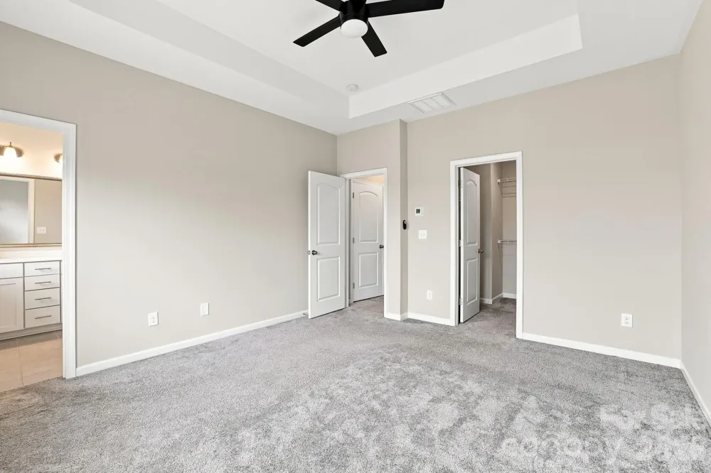 9604 Ainslie Downs Street Charlotte, NC 28273