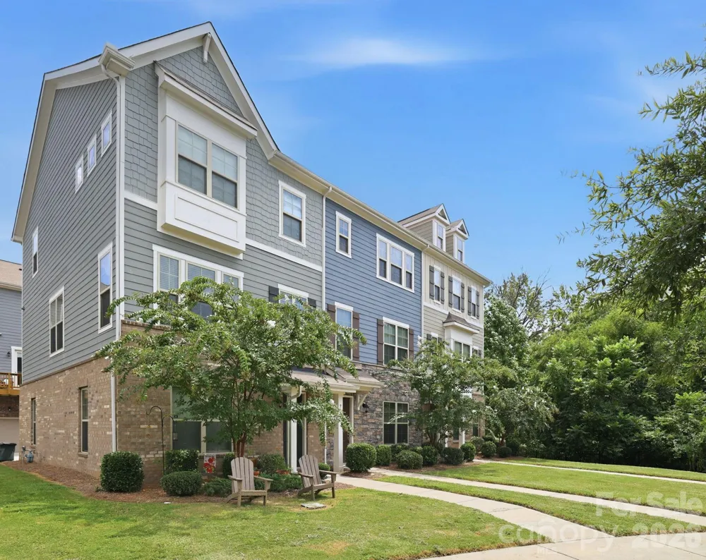 9604 Ainslie Downs Street Charlotte, NC 28273