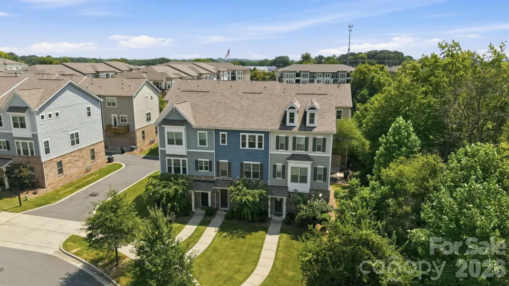 9604 Ainslie Downs Street Charlotte, NC 28273