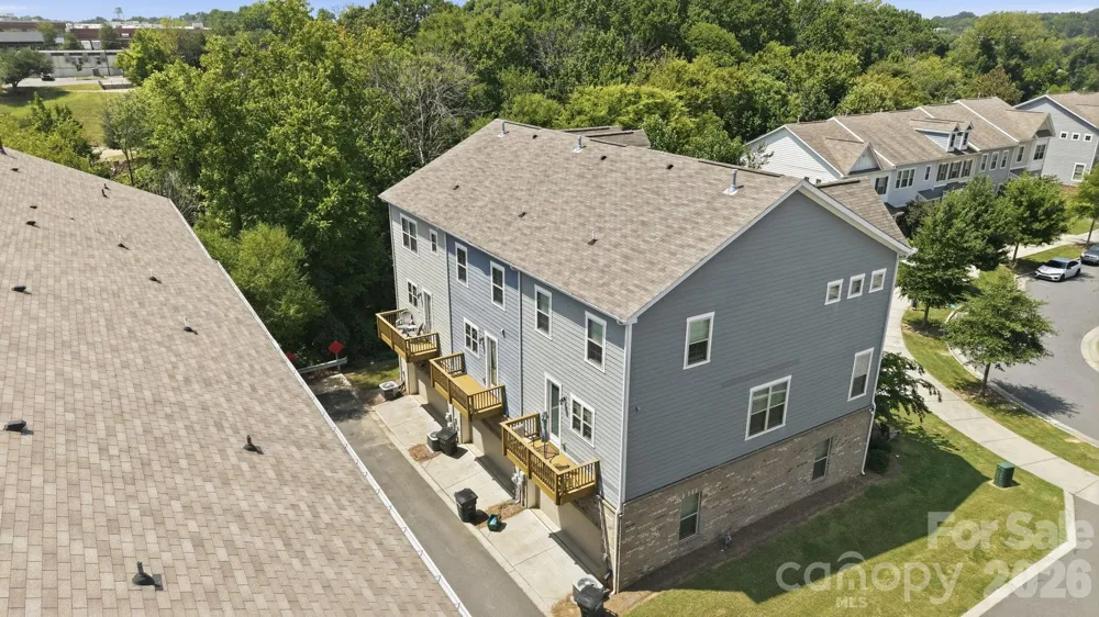 9604 Ainslie Downs Street Charlotte, NC 28273