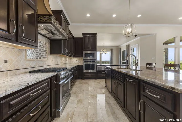 8 BRAEBURN CT Bulverde, TX 78163