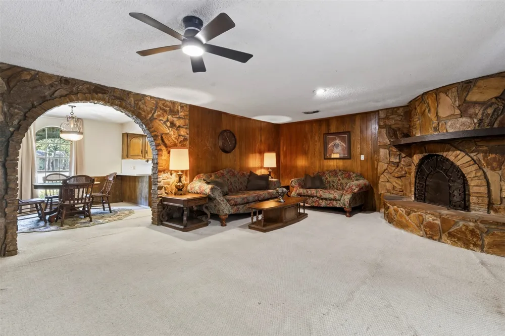 207 Ranch Road Krugerville, TX 76227