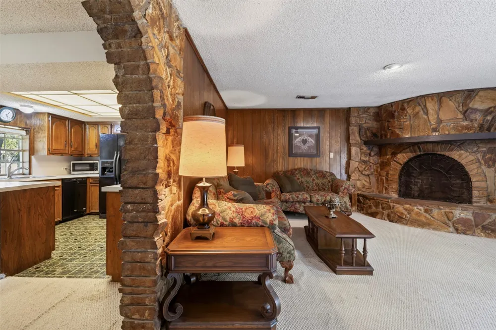 207 Ranch Road Krugerville, TX 76227