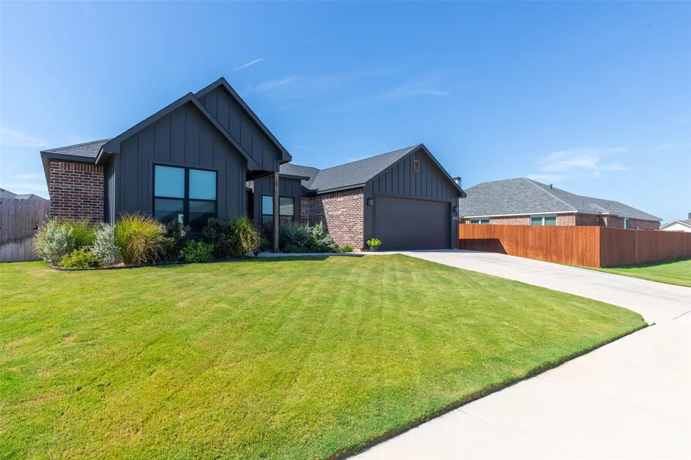5035 Cranbrook Drive Abilene, TX 79606