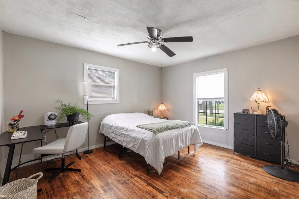 403 Walnut Street Grandview, TX 76050