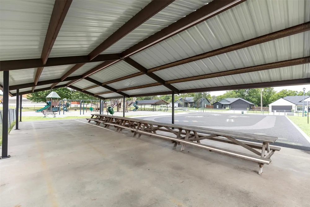 403 Walnut Street Grandview, TX 76050