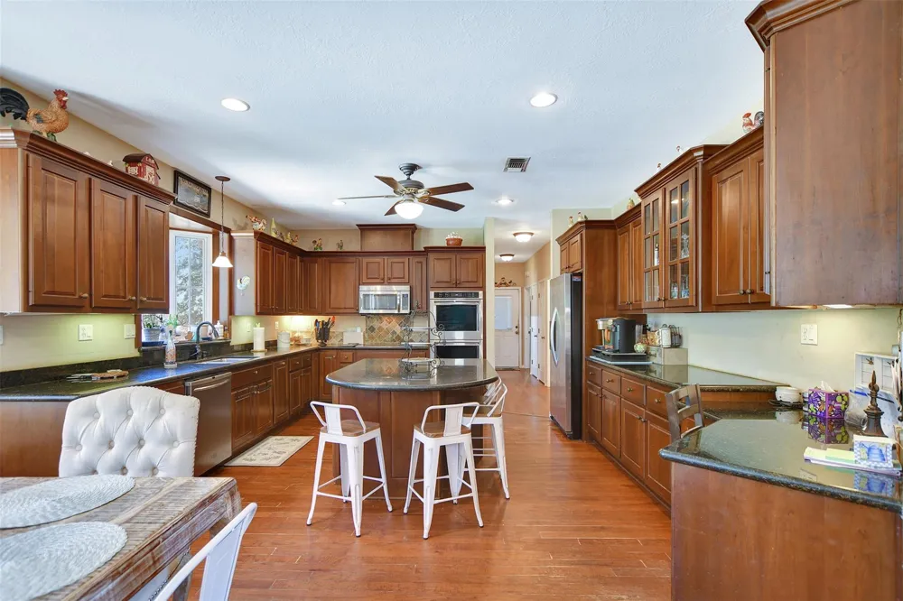 9596 Wallace Road Midway, TX 75852
