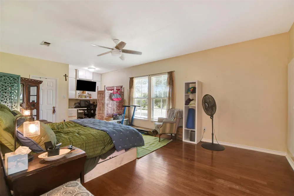 9596 Wallace Road Midway, TX 75852