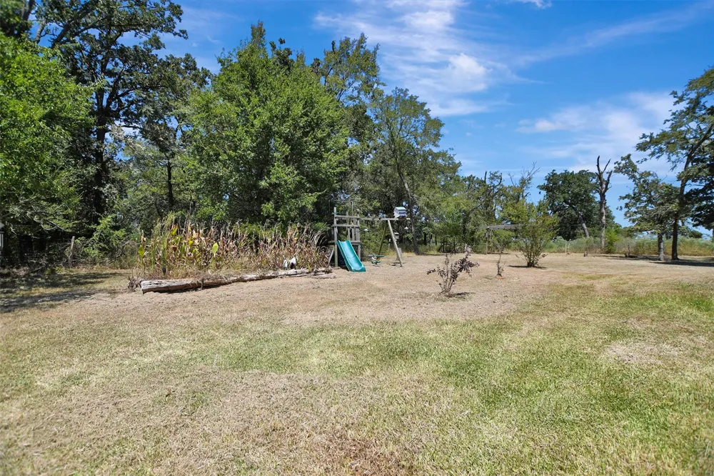 9596 Wallace Road Midway, TX 75852