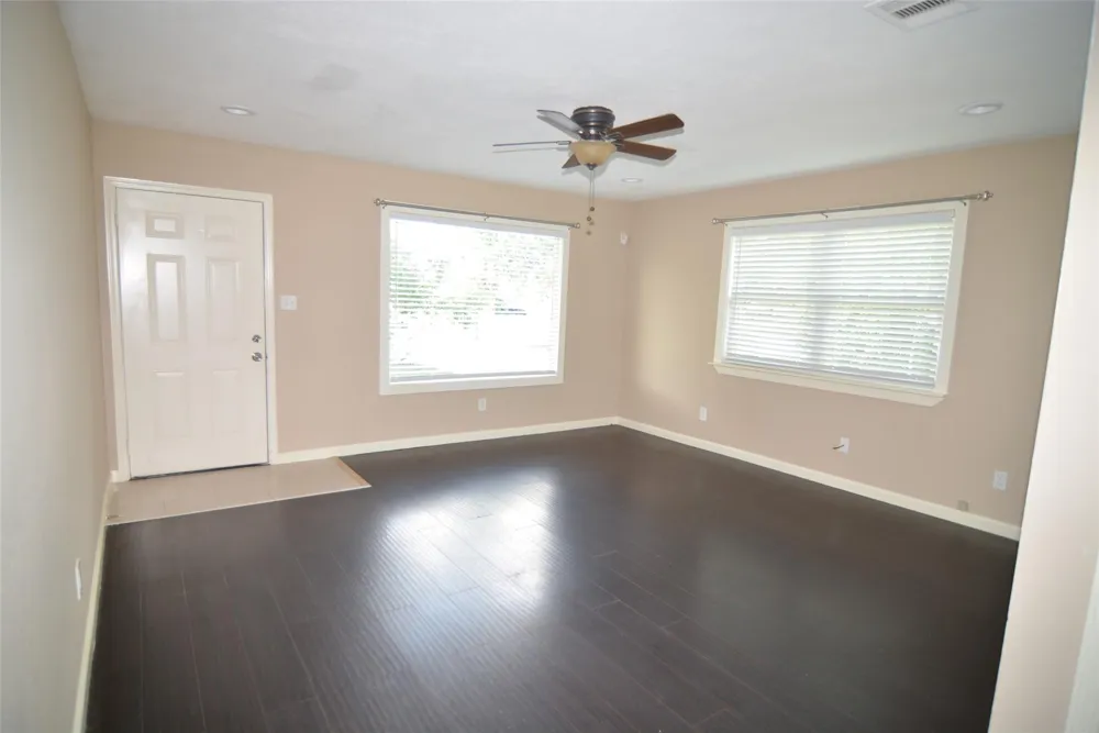 3111 2nd Street Brookshire, TX 77423
