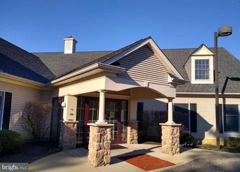 135 JACKSON ROAD #B