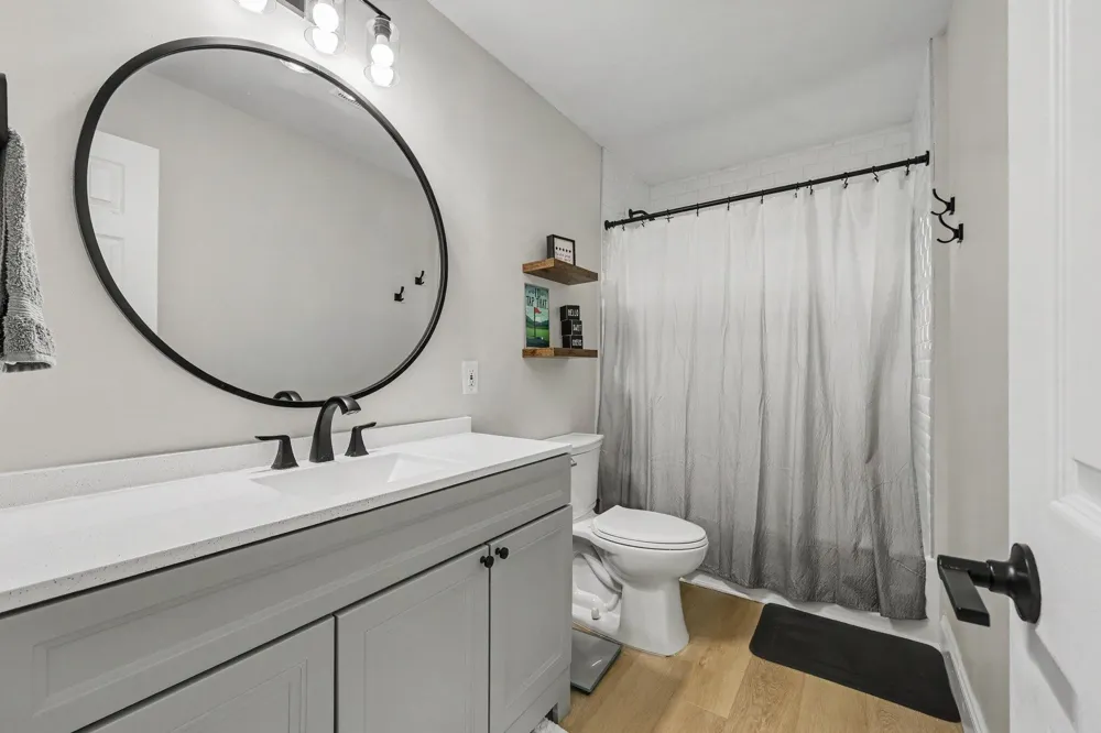 3308 Grafton Street Lake Orion, MI 48359