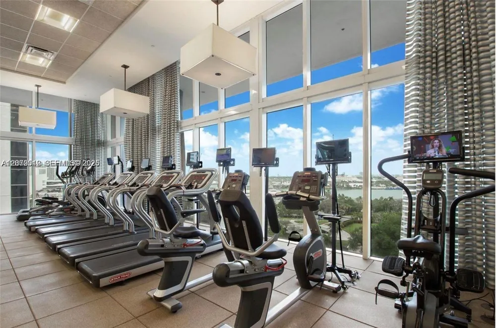 50 Biscayne Blvd #5309 Miami, FL 33132
