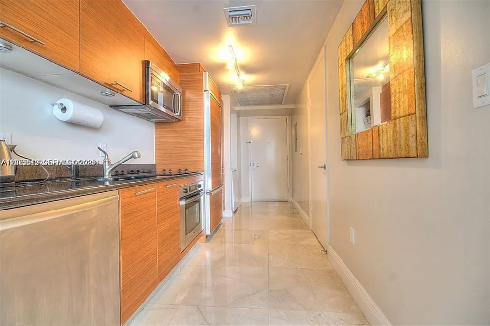 50 Biscayne Blvd #5309 Miami, FL 33132