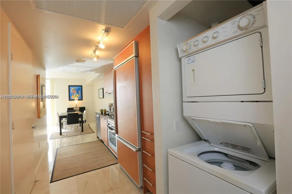 50 Biscayne Blvd #5309 Miami, FL 33132
