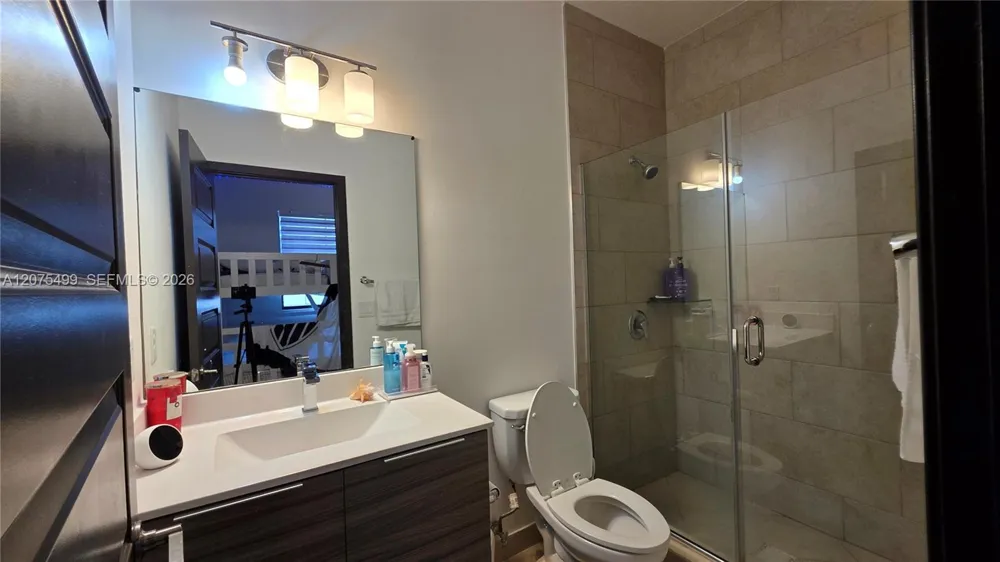 16017 NW 91st Ct Miami Lakes, FL 33018