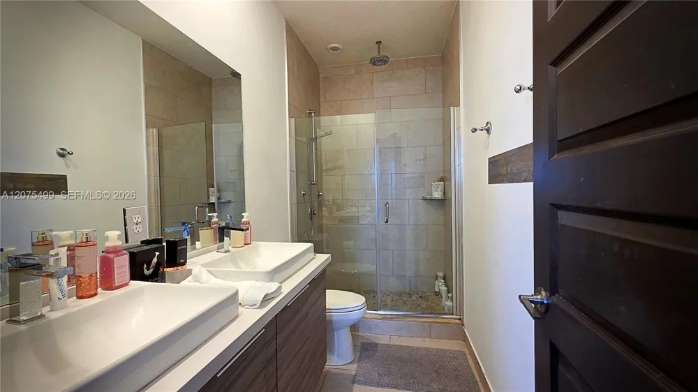 16017 NW 91st Ct Miami Lakes, FL 33018
