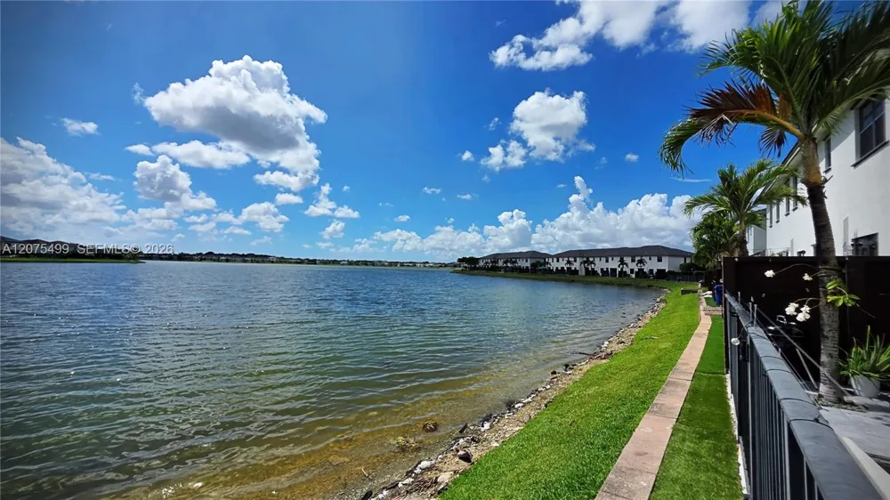 16017 NW 91st Ct Miami Lakes, FL 33018